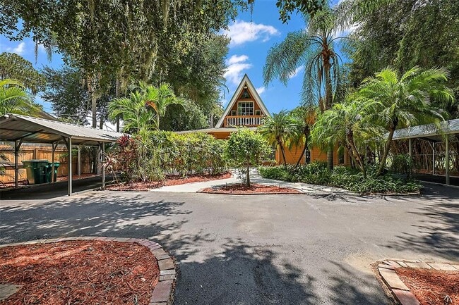 507 Lakeshore Dr
