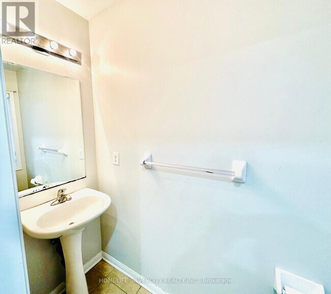 Photo - 29 Lathbury St