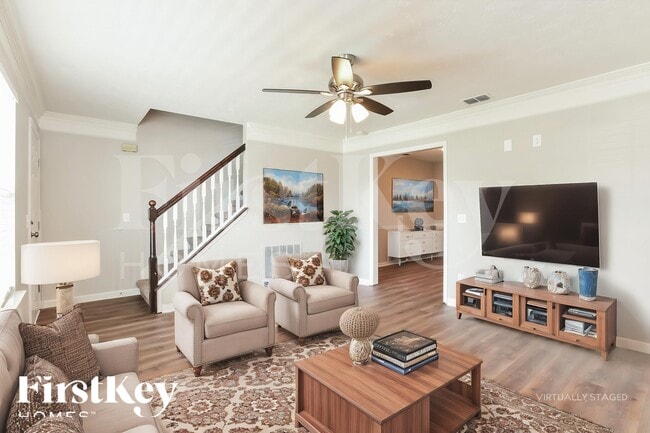 Photo - 204 Merritt Dr