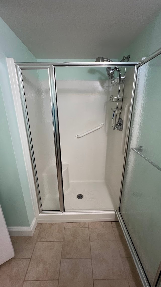 Master Bathroom - 1500 Worcester Rd Unit 729