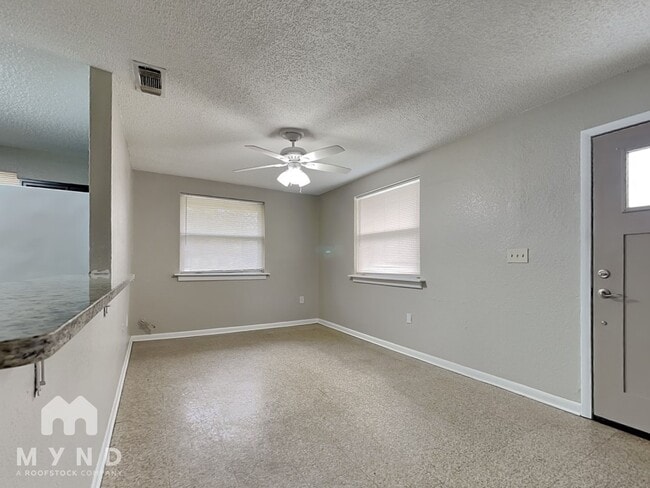 Photo - 1202 Forbes St