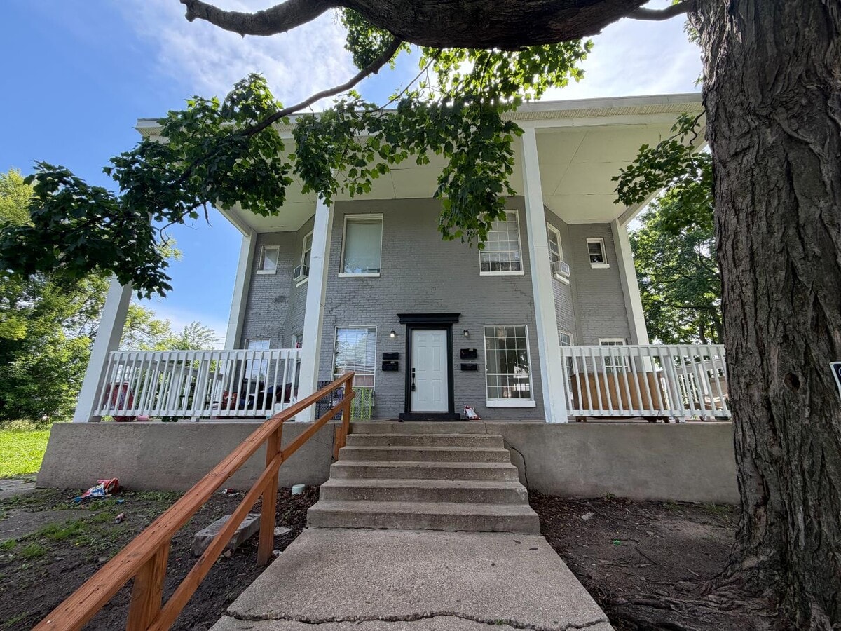 Photo - 1107 N 4th St