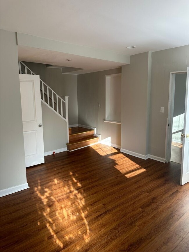 Photo - Spacious Renovated Home! Den Space & Bonus Recreation Room in Basement! Central Air! W/D! 2 Car G...