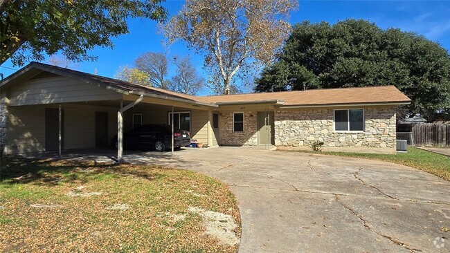 Building Photo - 7402 Southgate Ln Rental