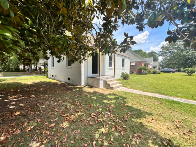 Photo - 1300 Hill St