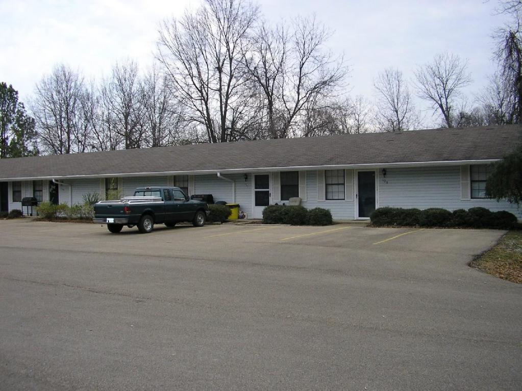 Photo - 100-115 Magnolia Dr