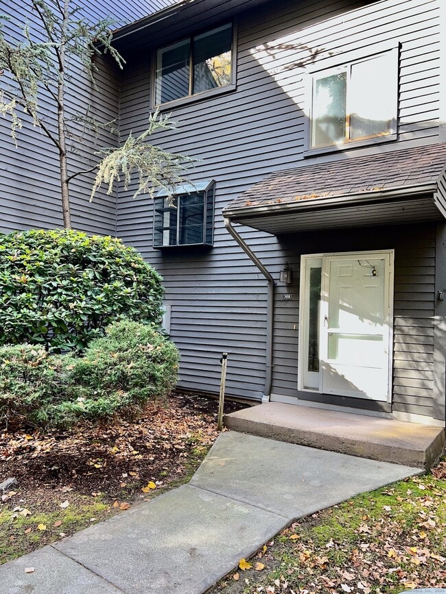 Photo - 308 Conestoga Way Unit 308