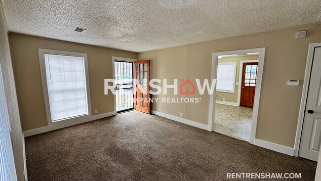 Photo - 822 Eyers Rd