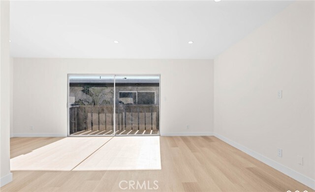 Photo - 7961 Willis Ave Unidad 18