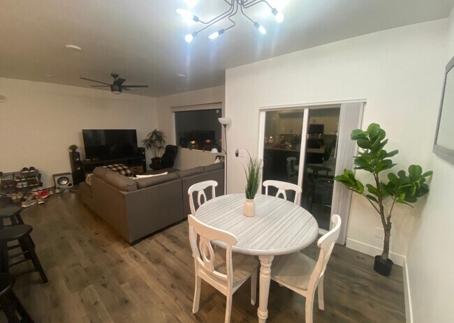 Photo - 1079 W 420 S Unit #204