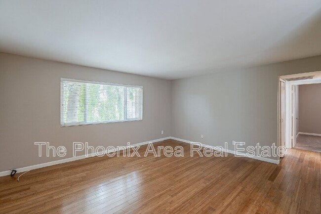 Photo - 700 W University Dr Unit 219