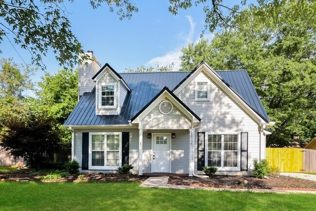 Beautifully Refreshed South Huntsville Home - Beautifully Refreshed South Huntsville Home