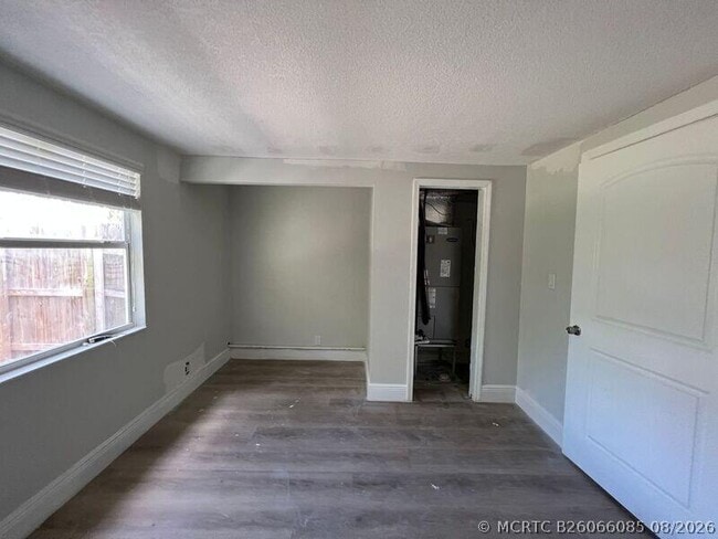 6511 Seminole Dr