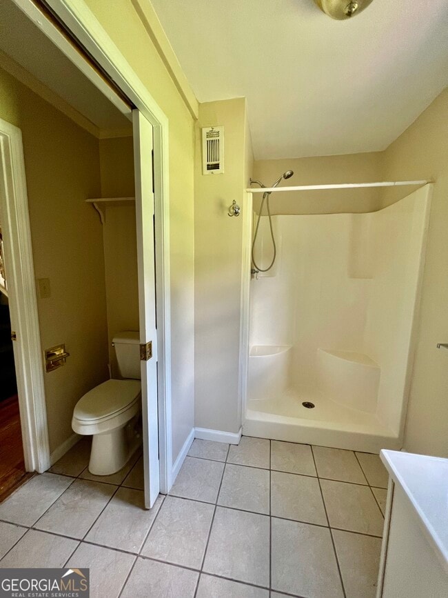 Photo - 112 Cherry Ln