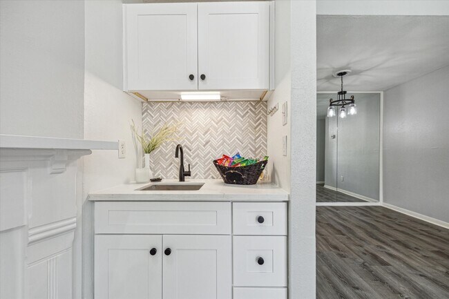 Photo - 2125 Augusta Dr Unit True