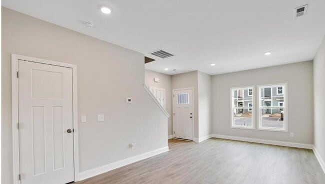 Photo - 177 Loren Rd