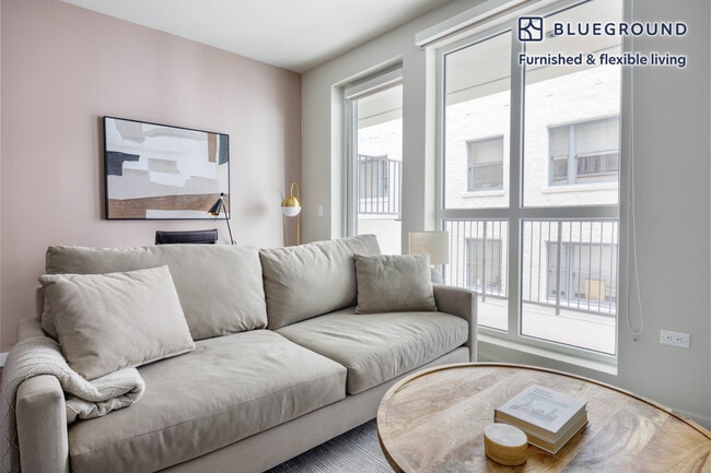 Photo - 1818 N Cherokee Ave Unidad FL3-ID1199