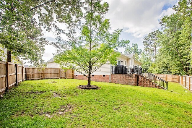 Photo - 331 Ridgeway Ct