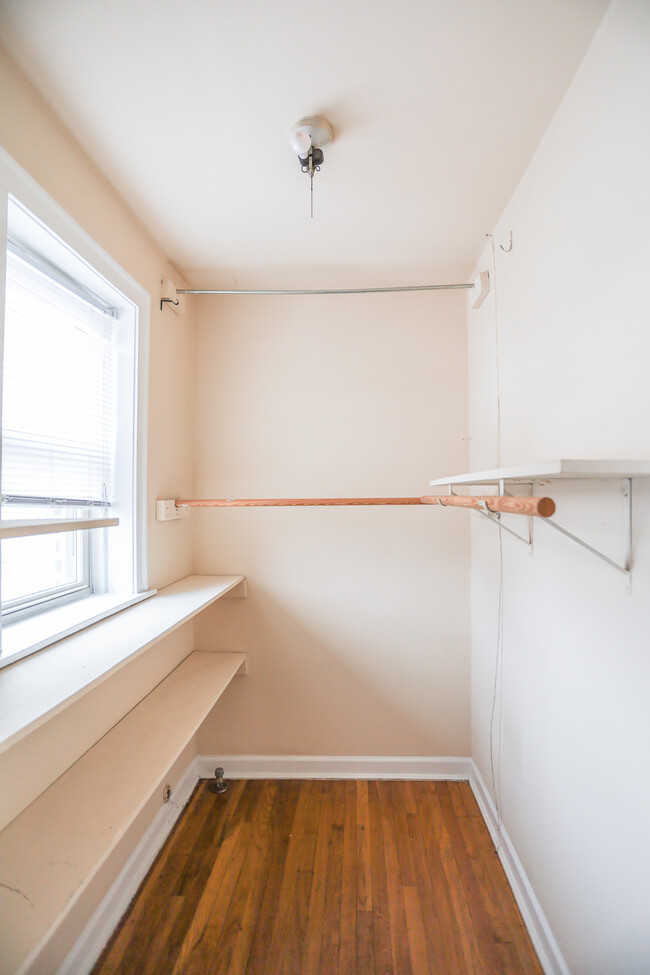 Photo - 4735 W Addison St Apartments Unit 1A