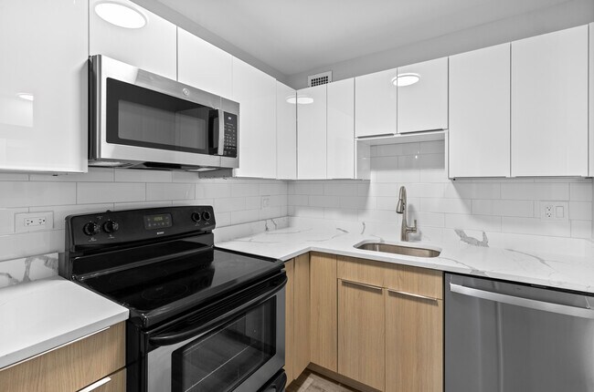 Photo - 6166 N Sheridan Rd Unidad 6E