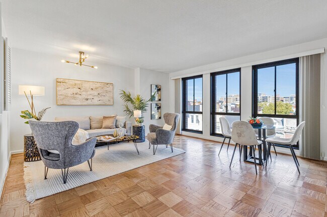 Building Photo - 1280 21st St NW Unit 506