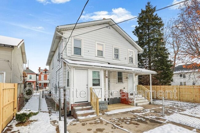 Photo - 783-785 S 18th St