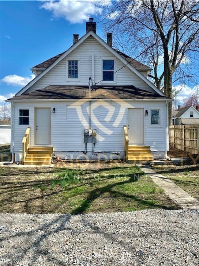 Photo - $500 OFF MOVE-IN SPECIAL!!! Updated, 3 Bedroom, 1 Bathroom Duplex Available !