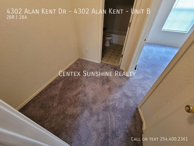 Photo - 4302 Alan Kent Dr Unit B
