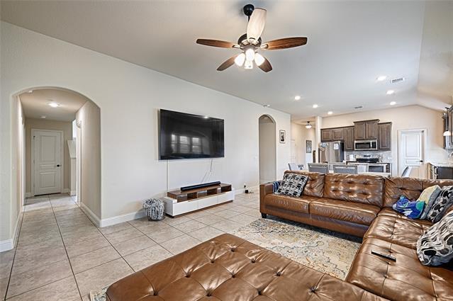 Photo - 1721 Maplewood Dr