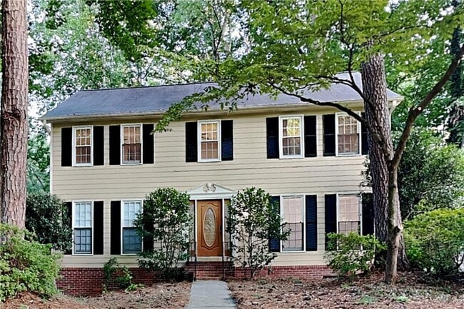 Building Photo - 4241 Glenforest Way