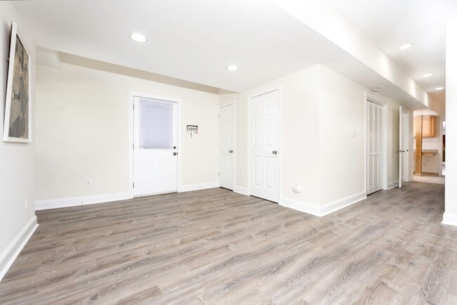 Photo - Beautiful and Spacious Lower Level Unit, Separate Entrance, Util. Included-Potomac, MD