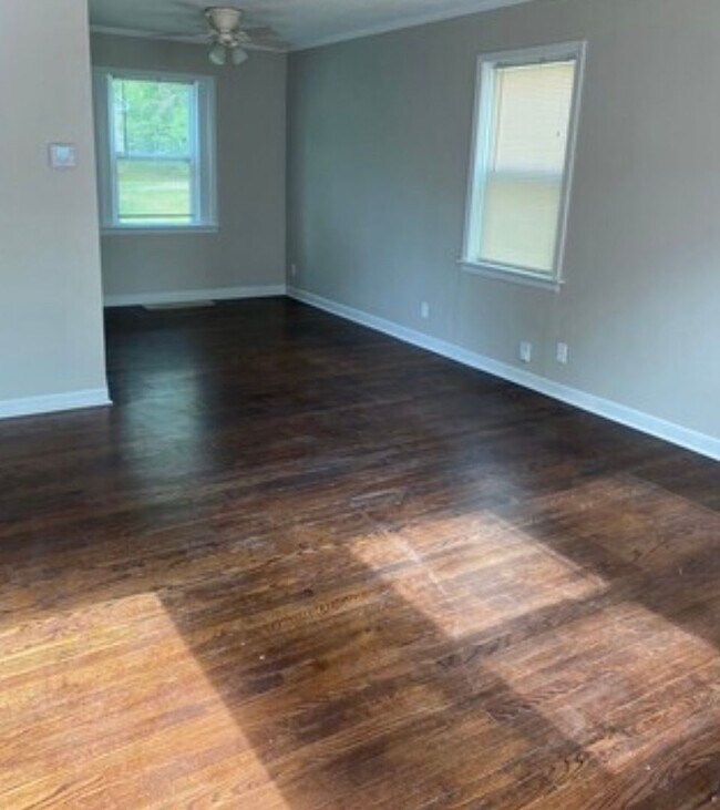 Photo - Cute Midtown 2 Bedroom Duplex