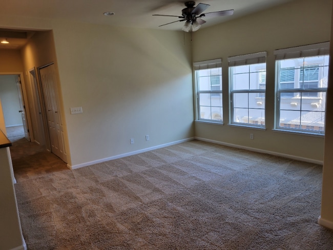 Photo - 3301 N Park Dr Unidad 2013