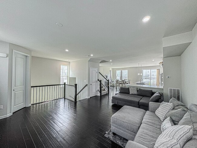 Photo - Stunning and Spacious 4 Bed 3.5 Bath End Unit Townhome In Highly Desired Goose Creek Club