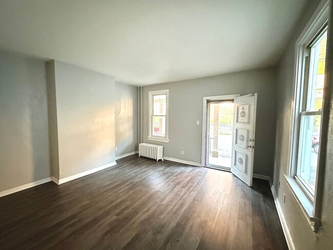 Photo - Charming 2 Bed, 1.5 Bath w/ Bonus Space in...