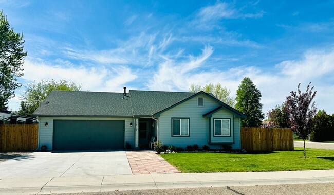 Photo - 1717 W Topanga Dr