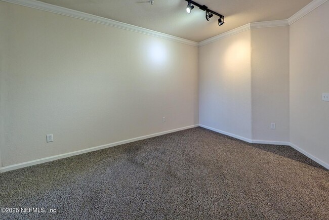 Photo - 8290 Park Way Unidad 176