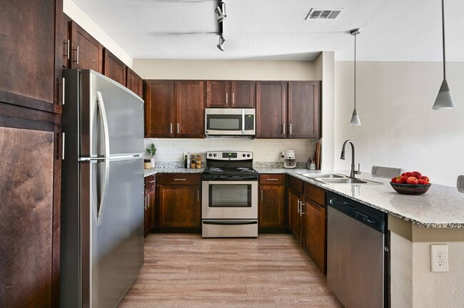 Kitchen - Hollister Oaks Rental