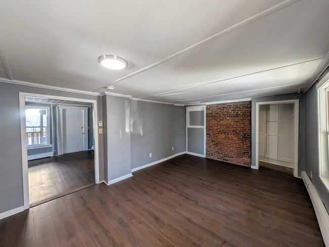 13-15 Walnut Street Unit 3