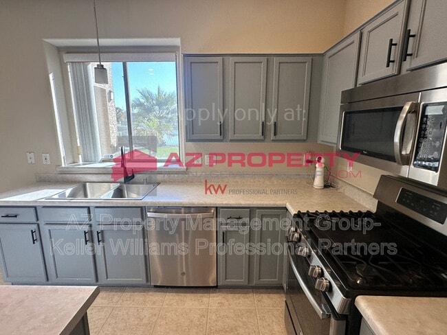 Photo - 2521 N 112th Ln