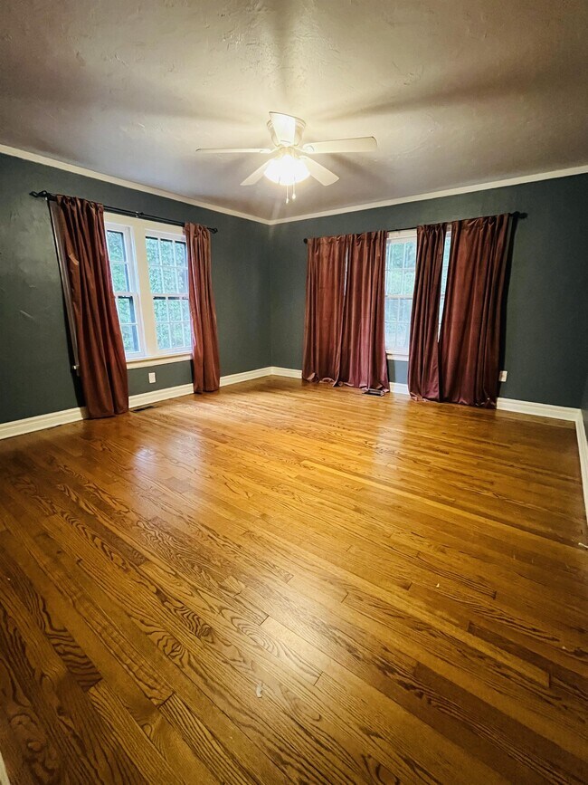 Photo - 1600 NW 38th St