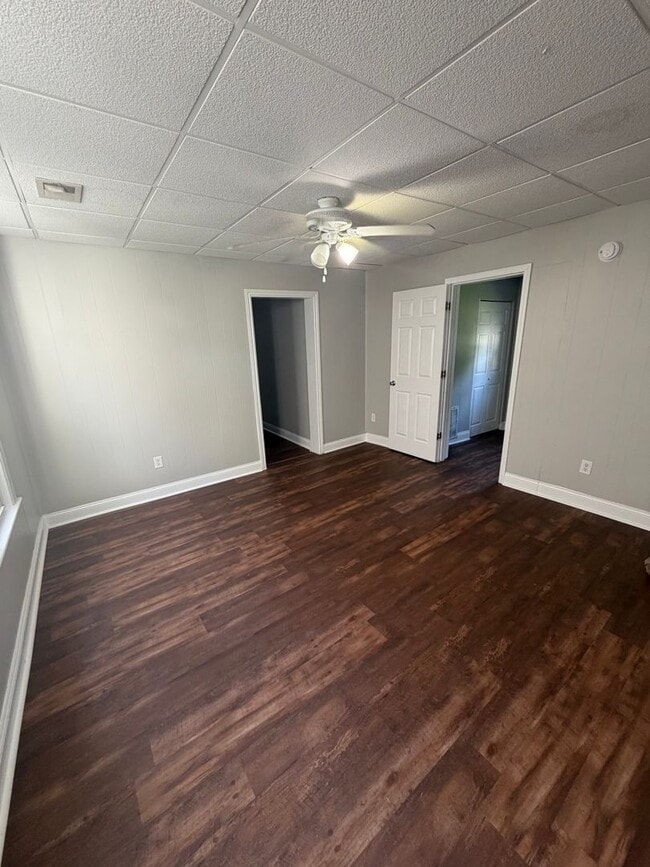 Photo - 1410 Ewing Ave