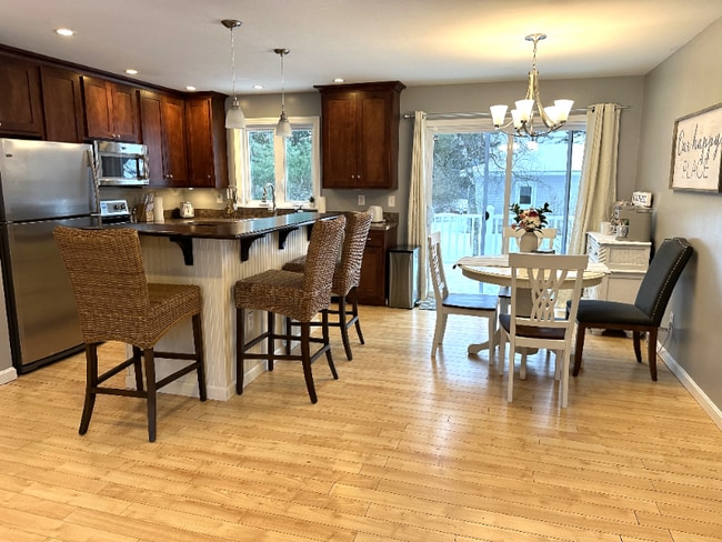 Photo - 12 Charles St