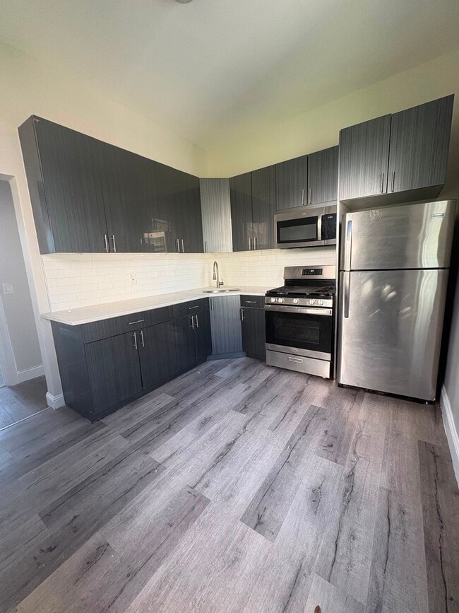 142 Buena Vista Ave Unit 2