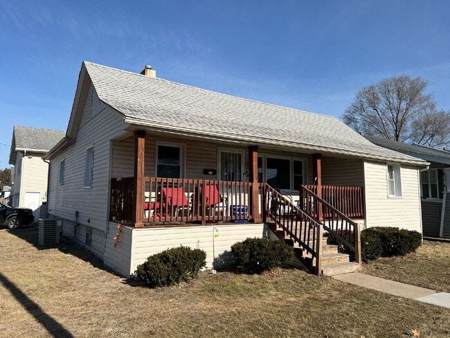 Photo - 403 Kenwood St