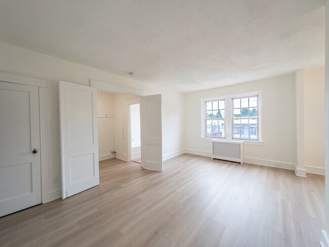 Photo - Marshall House Apartments