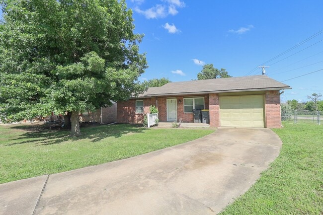Photo - 2 Bed | 1 Bath in Glenpool!