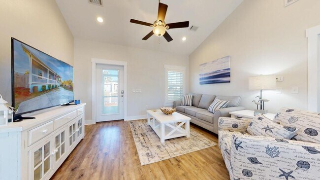 325 Governor Dr