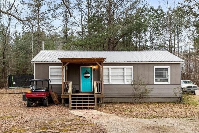 Building Photo - 8906 Lee Rd 146