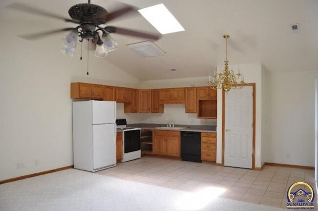 Photo - 1015 Sylvan St